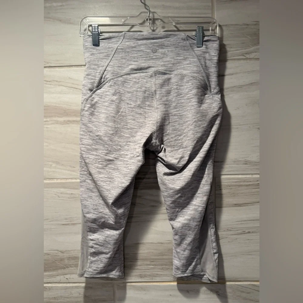 Gray Lululemon Leggings Size 8 - Picture 3 of 10